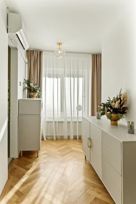 Casa De Povesti - Calea Victoriei Apartment Bucharest Exterior photo